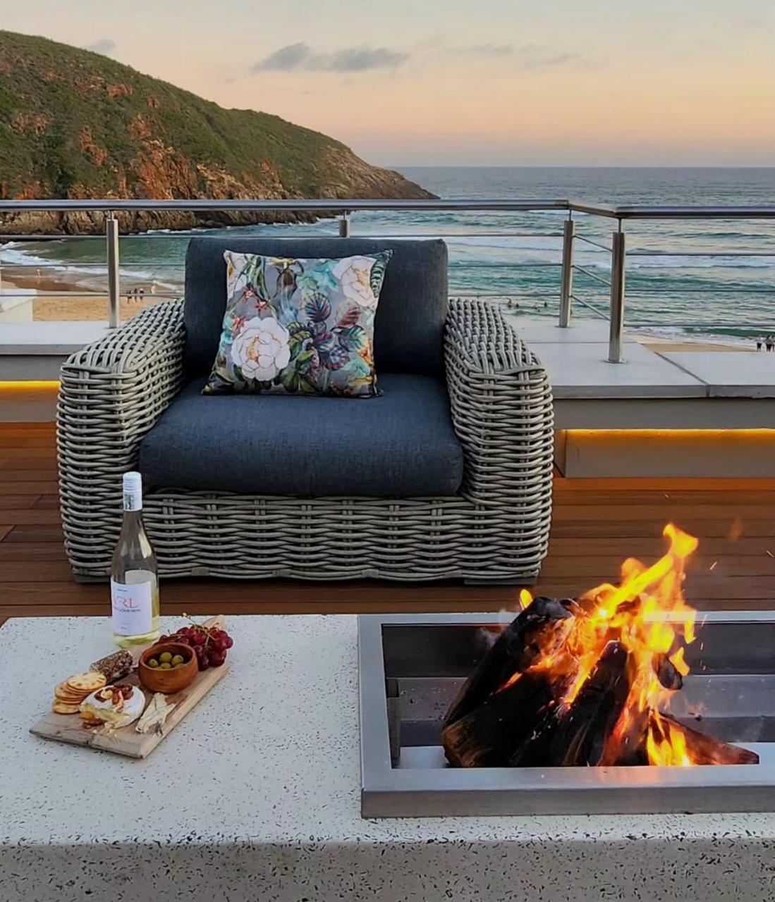 Waves Of Grace Seafront Villa Heroldsbaai Buitenkant foto